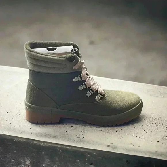 Keds NEW With Tags Women's Camp Boot Suede Mix Olive Size 7 Medium. - Picture 7 of 9